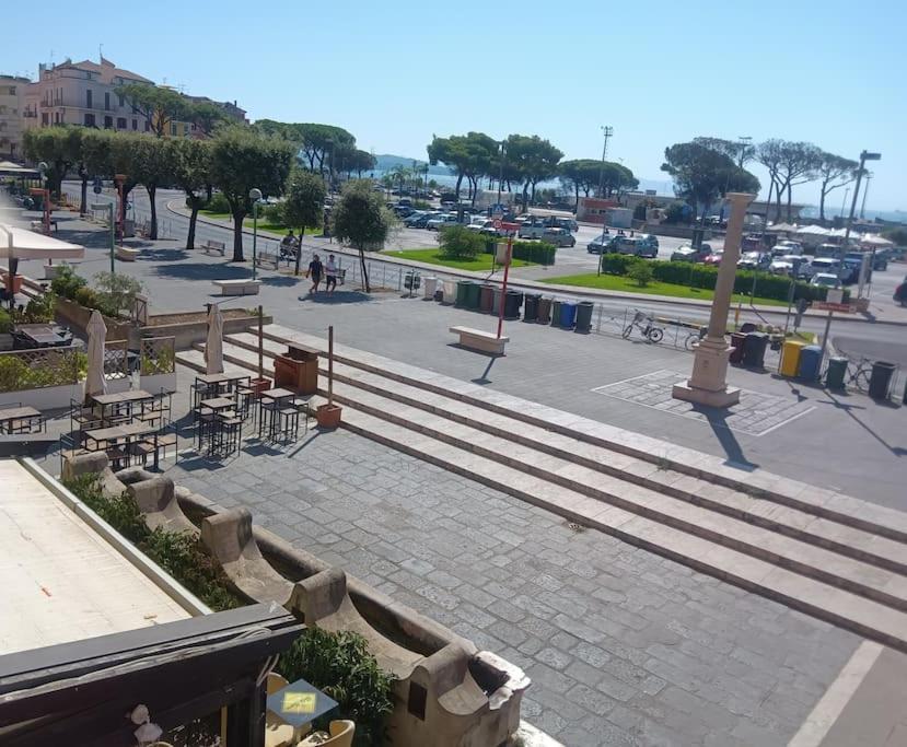 Fountains' Square Formia Exterior foto